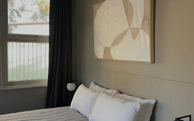 Calder Family Motel